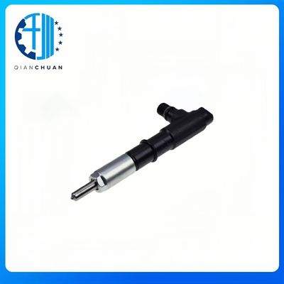 1G514-53003 Fuel Injector For Kubota Engine V3300 V3800 Hyundai HSL800-7 Loader